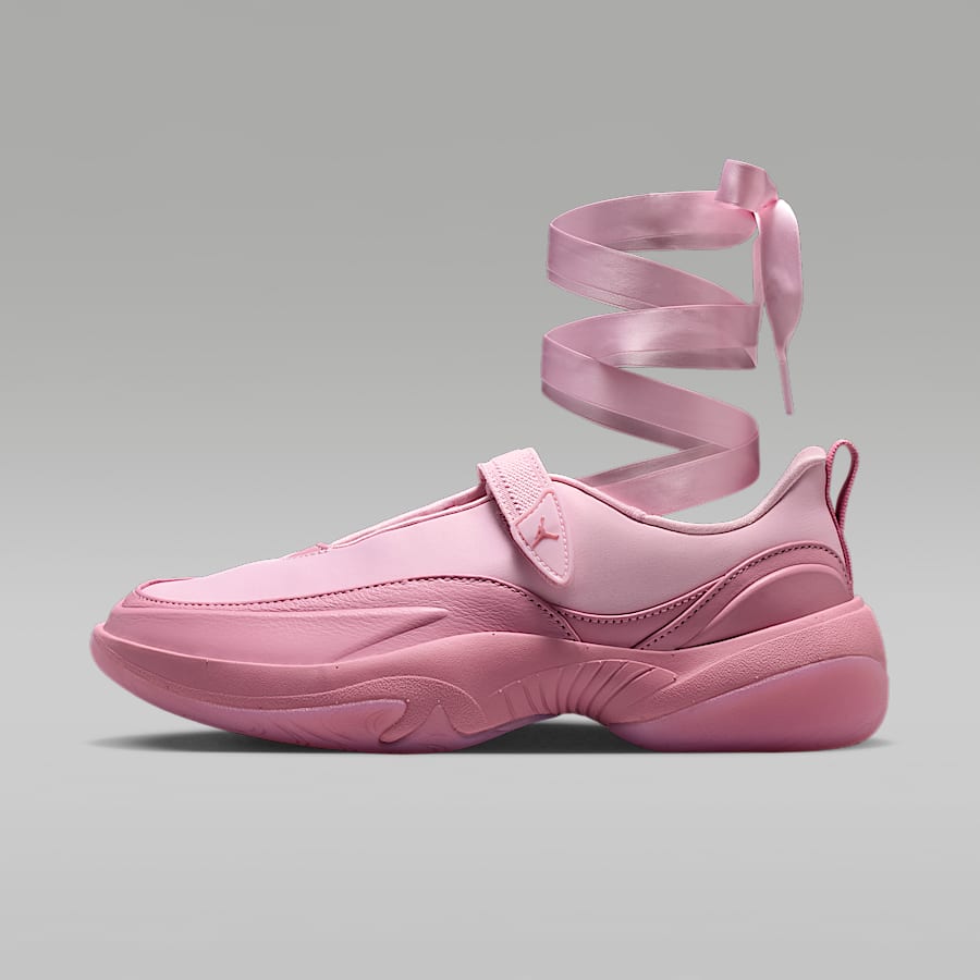 その他 JORDAN SHOES Meet Michael Jordan's newest signature shoe: the Air Jordan XXXIX